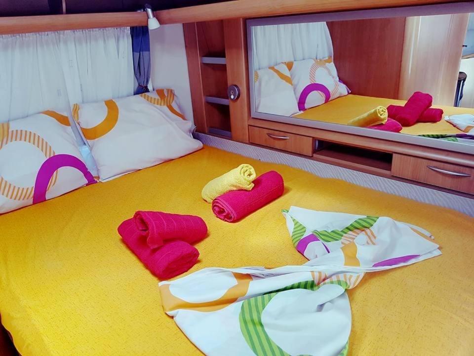 Caravan Rona Skála Kallirákhis Kültér fotó