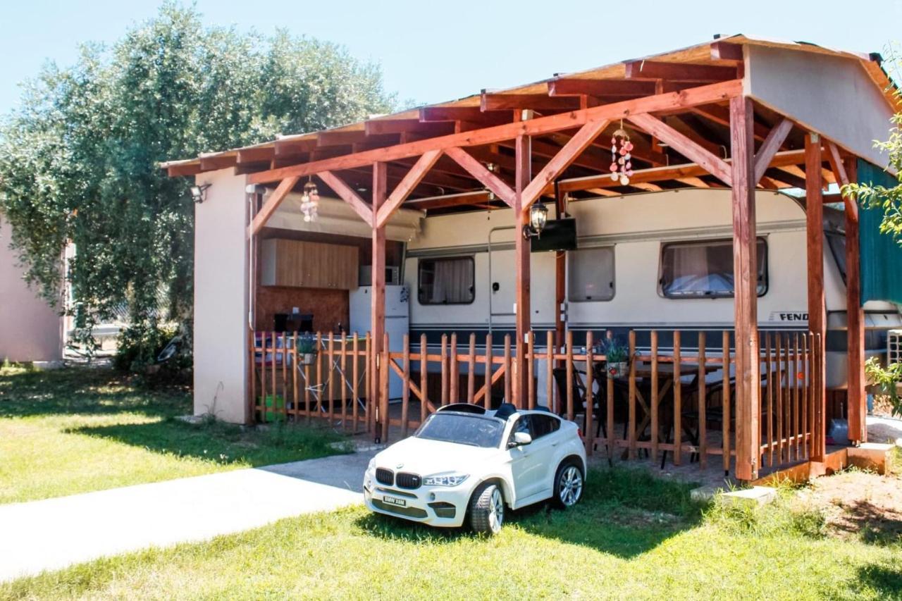 Caravan Rona Skála Kallirákhis Kültér fotó